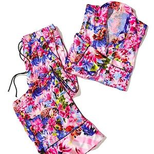 Victoria's Secret x Mary Katrantzou Pajama Top and Pajama Pants Set
